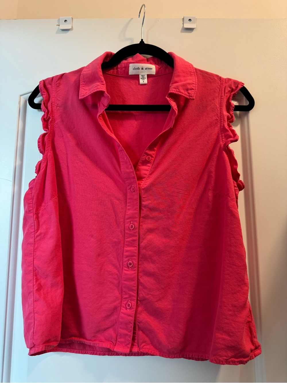 cloth & stone Bright Pink Ruffle-Sleeve Button Down Shirt